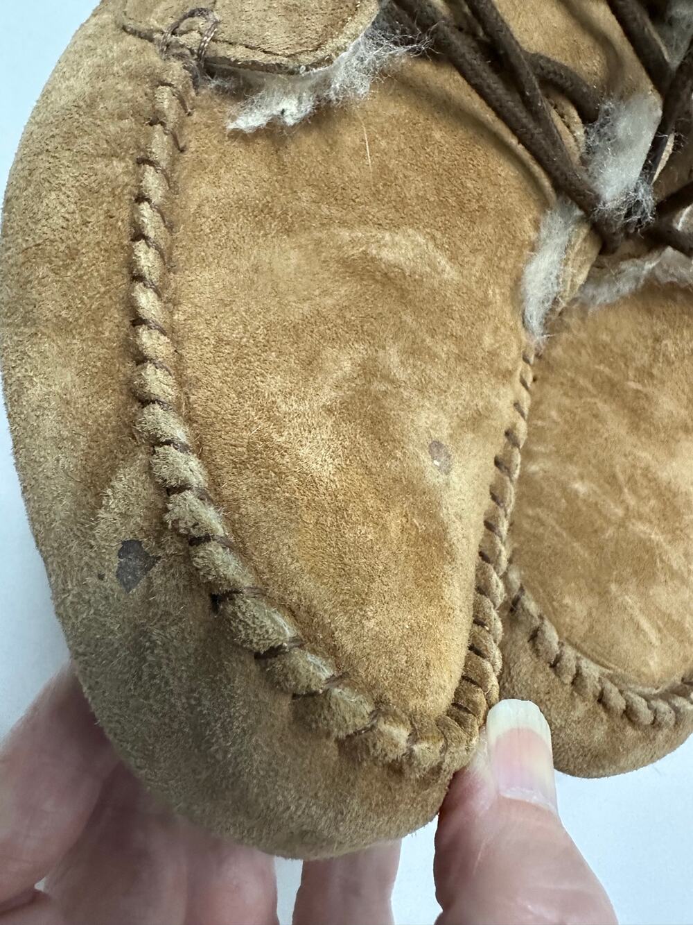 UGG Women's Chickaree Chestnut Brown Suede Lace-Up Ankle Boots Size 9